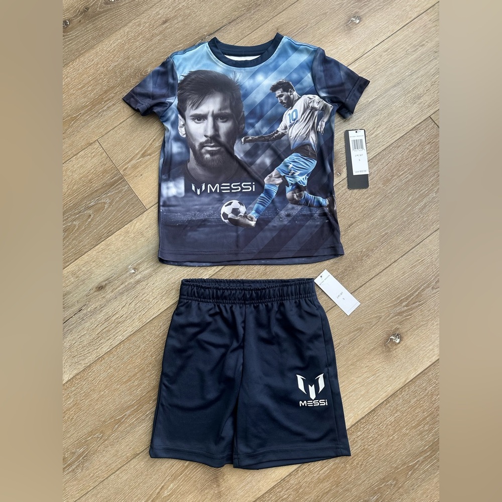 NWT kids Messi soccer set